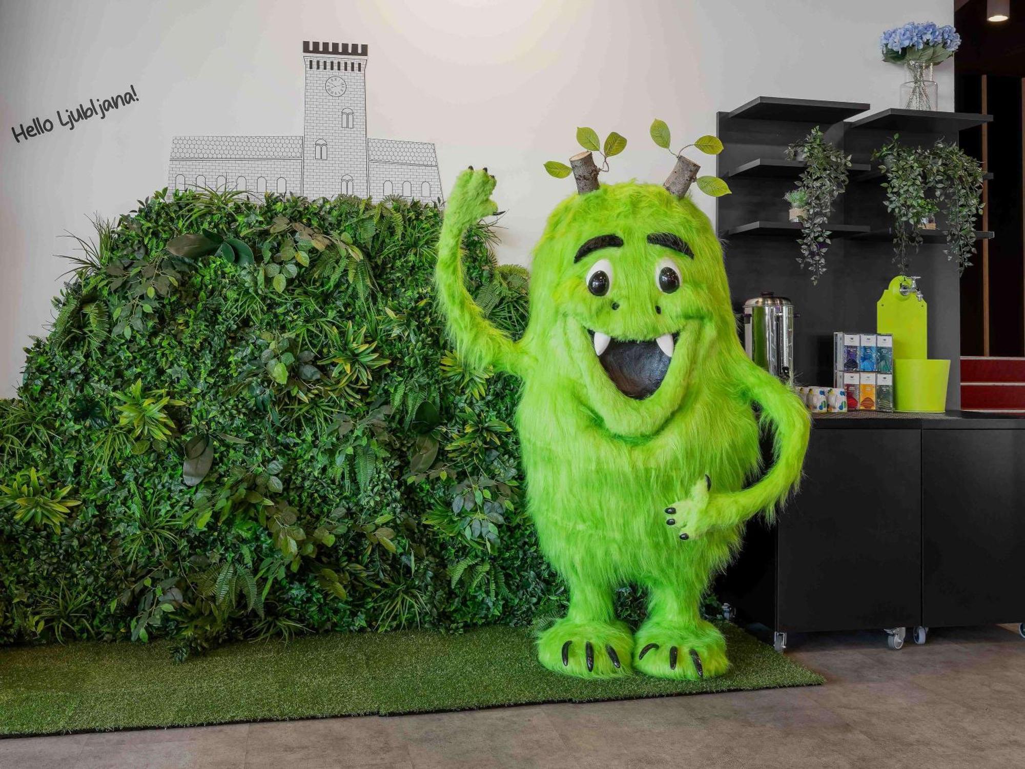 بيت شباب Ibis Styles Ljubljana The Fuzzy Log المظهر الخارجي الصورة