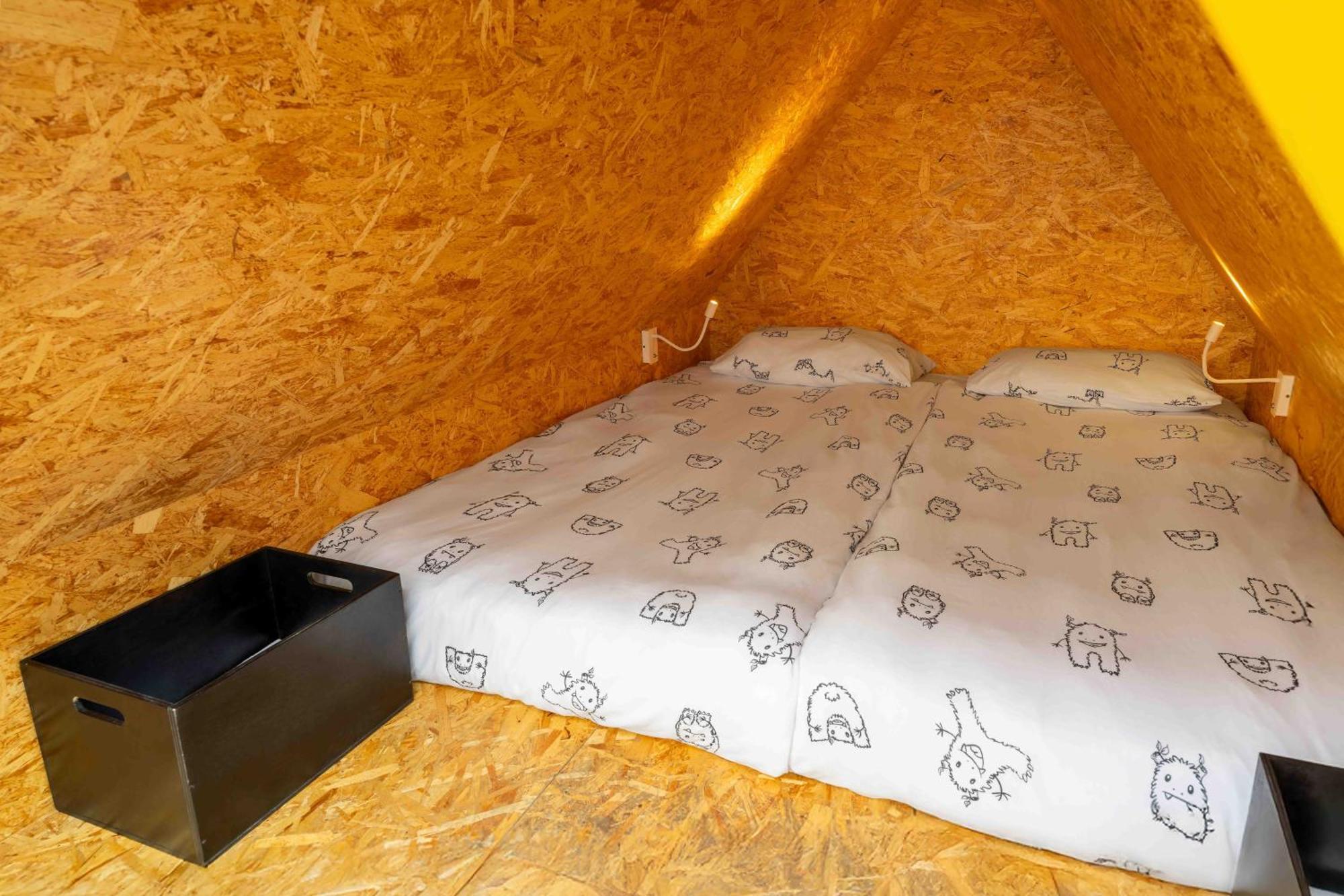 بيت شباب Ibis Styles Ljubljana The Fuzzy Log الغرفة الصورة